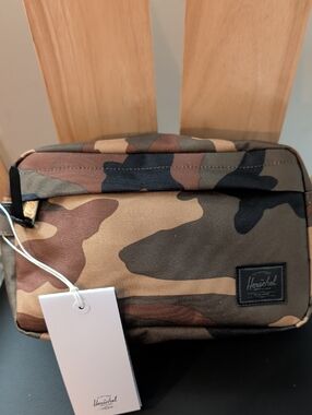 Herschel Supply Company 5L Camo Toiletry Bag NWT